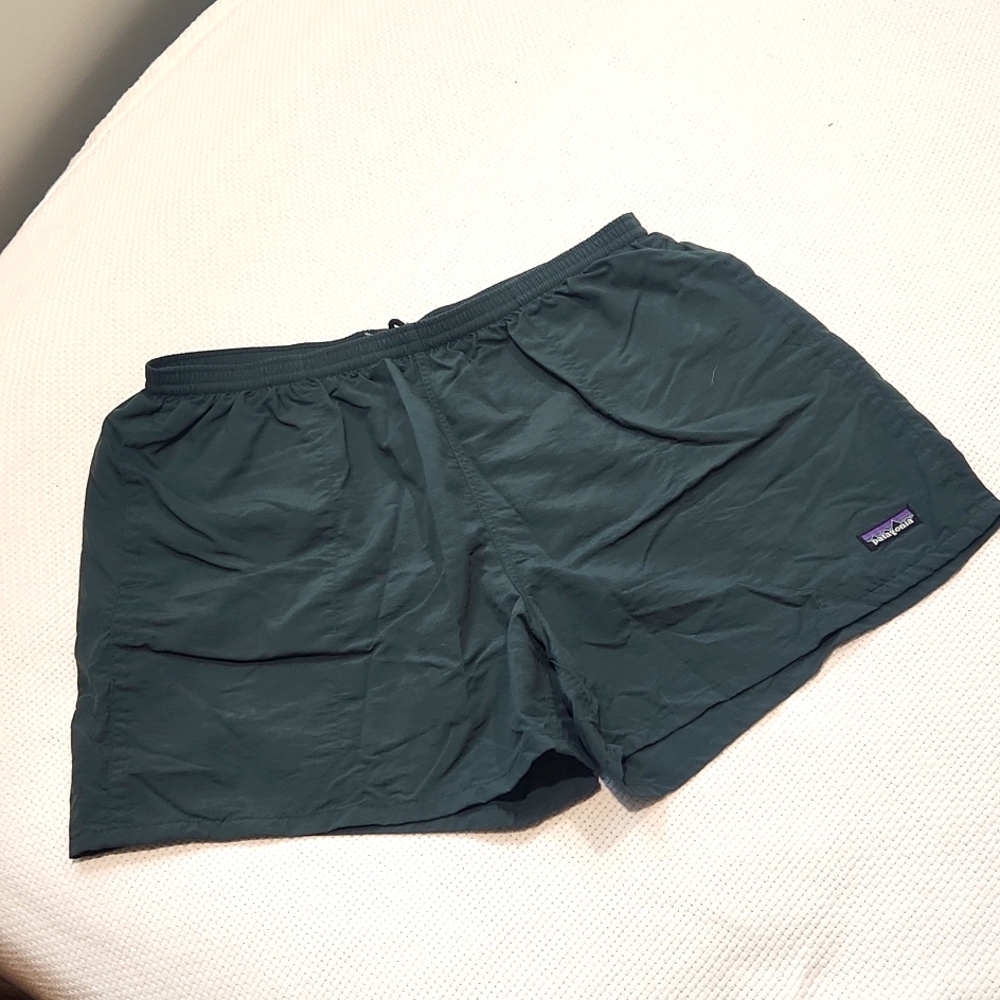 PATAGONIA ▪︎ Swim Trunks in Evergreen, Size XL